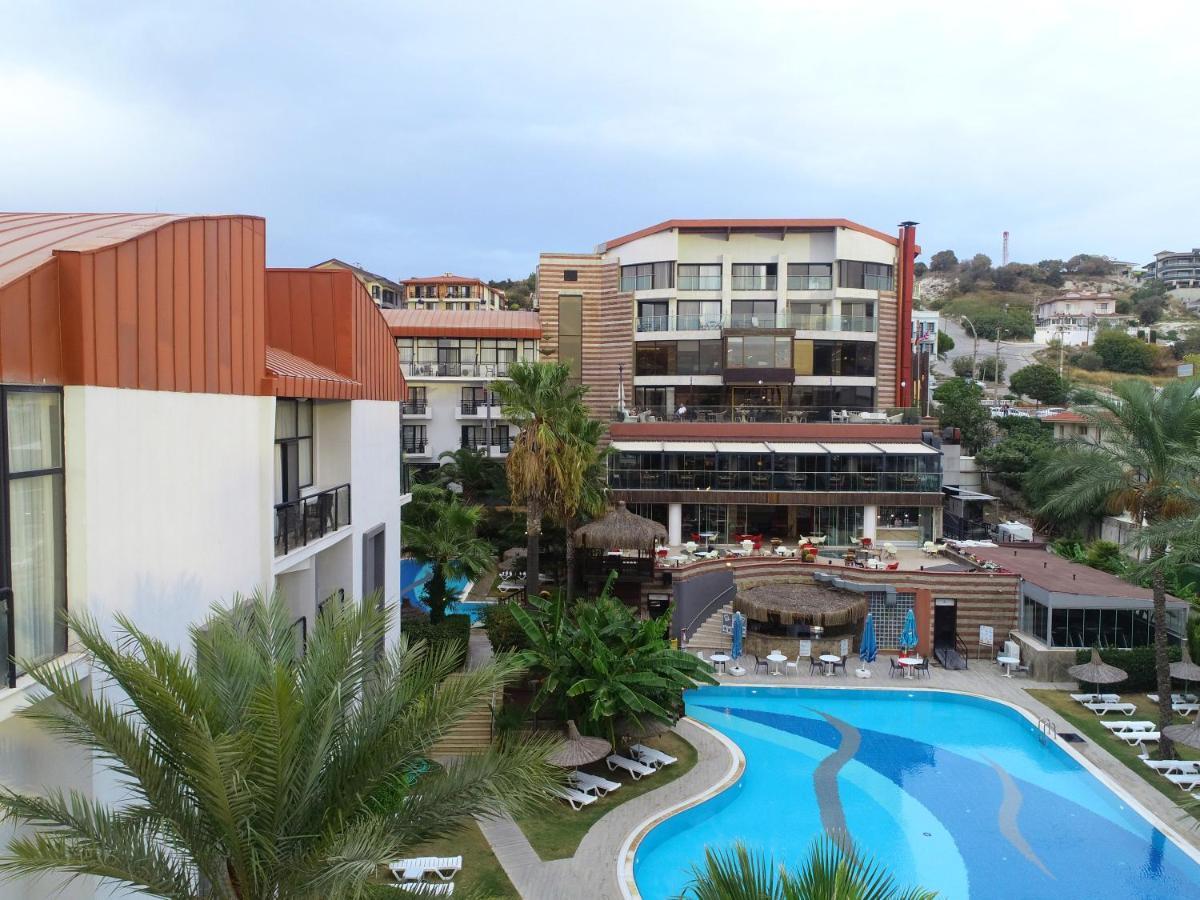 Piril Hotel Thermal&Beauty Spa Cesme Bagian luar foto