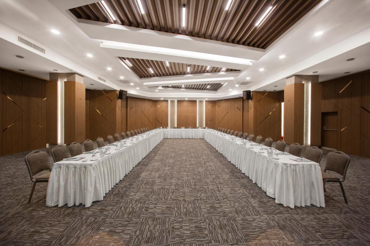 Piril Hotel Thermal&Beauty Spa Cesme Bagian luar foto