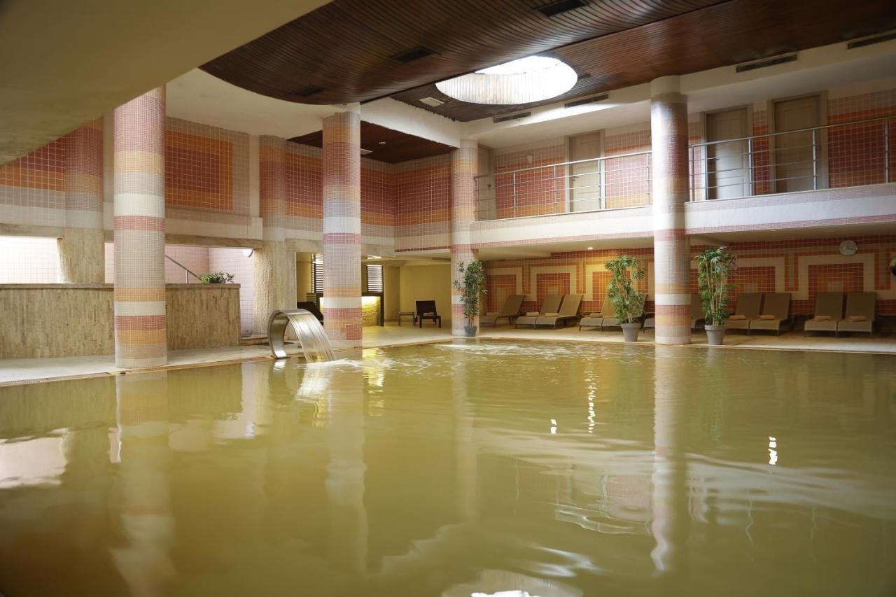 Piril Hotel Thermal&Beauty Spa Cesme Bagian luar foto
